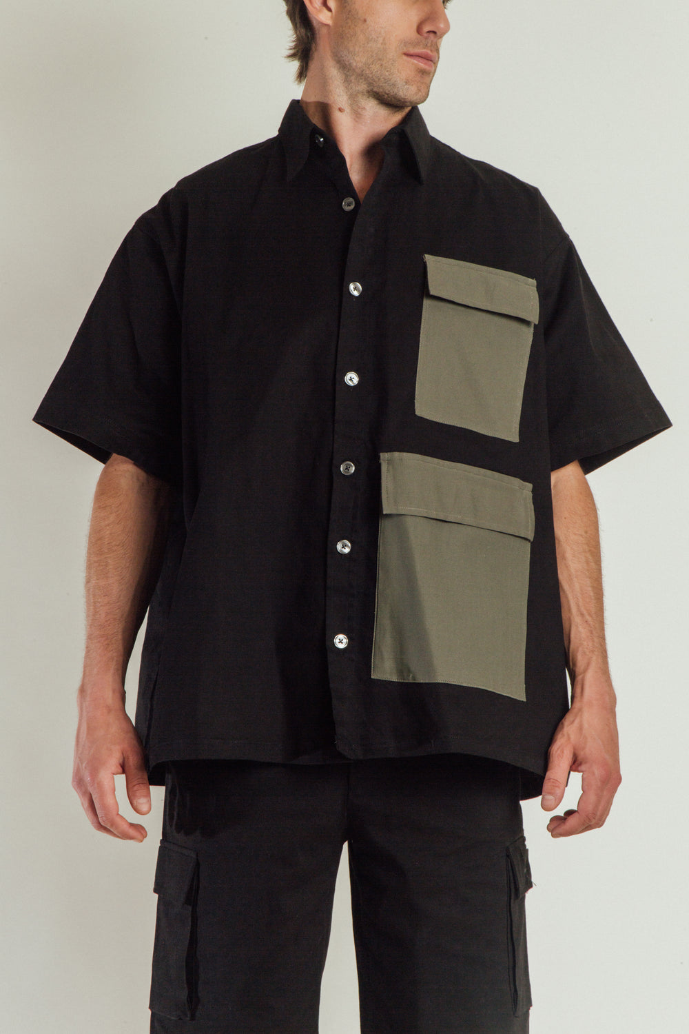 Oversized Pocket Box Shirt Black