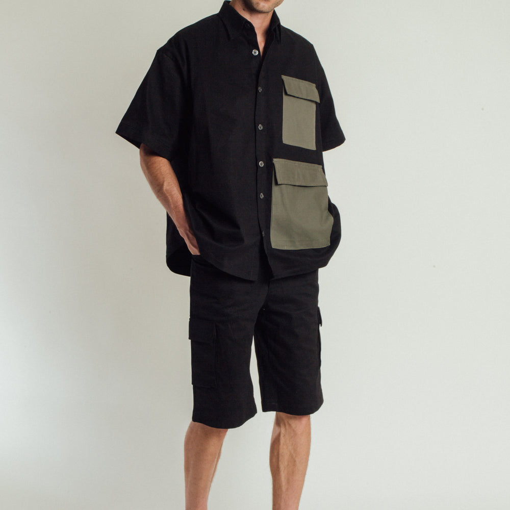 
                      
                        Oversized Pocket Box Shirt Black
                      
                    